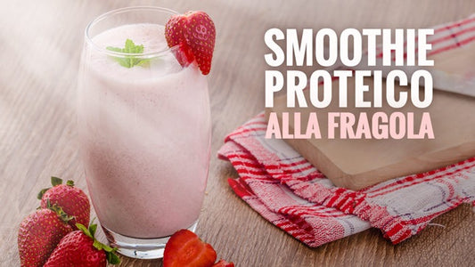 Smoothie proteico alla fragola: pronto in 5 minuti